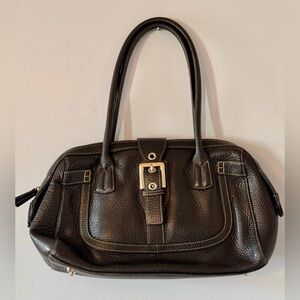 Vintage Y2K style Mila Paoli Black Leather Shoulder Bag with Gold Buckle